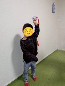 １月リトミック　リボン３